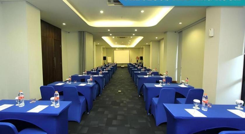 Indies Hotel Бандунг Экстерьер фото