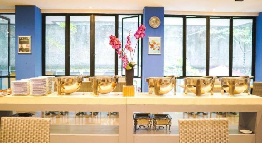 Indies Hotel Бандунг Экстерьер фото