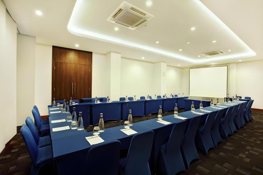 Indies Hotel Бандунг Экстерьер фото